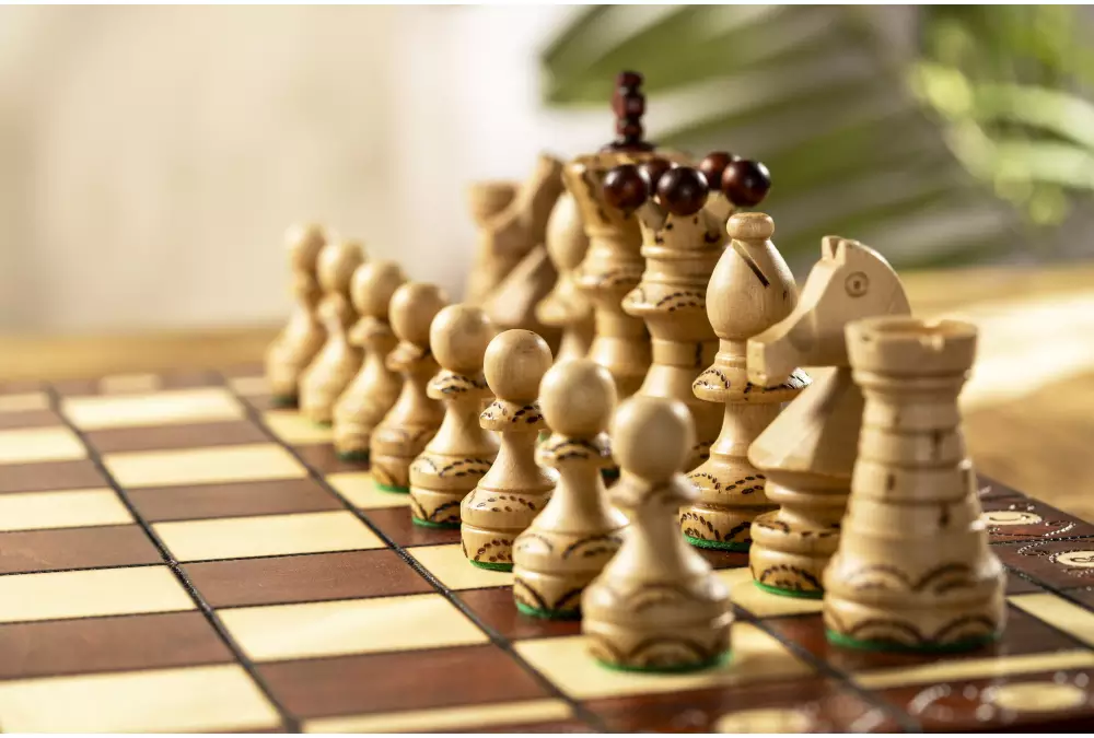 SZACHY SENATOR (42x42cm) - klasyczne drewniane szachy idealne na prezent